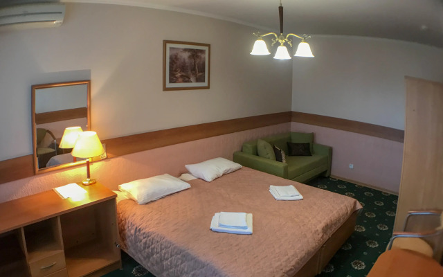 Апартаменты Oрехово (Дом у Парка)