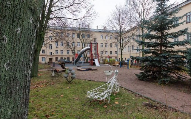 Апартаменты 3 спальни на Мойке