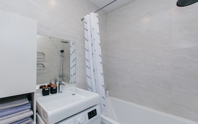 Квартира Новая Просторная  Уютная на Площади Карла Маркса