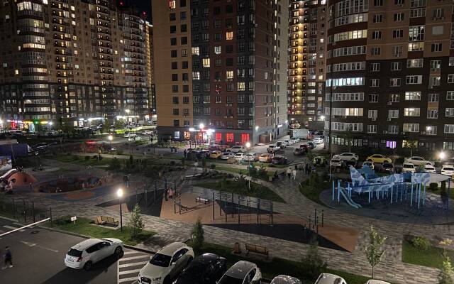 El Apart yevrotreshka v ekorayone Flat