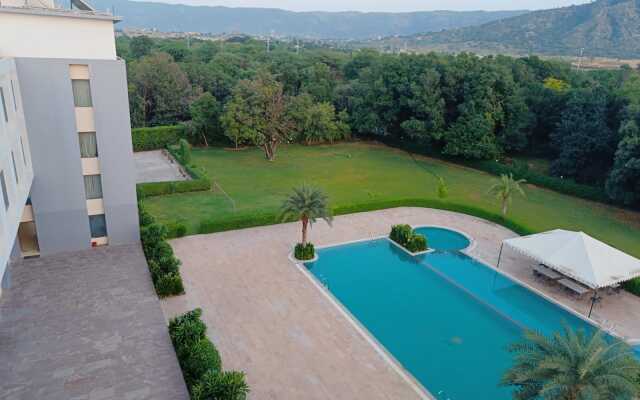 Savitri Resorts Pushkar Hotel