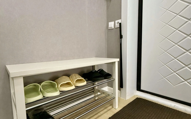 na Komsomolskoy Flat