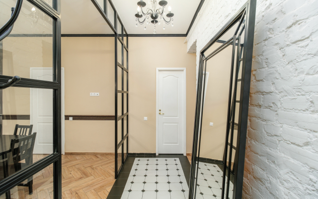 Апартаменты Лофт у Площади Восстания 3 спальни