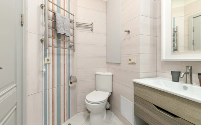 Studiya S Panoramnym Zastekleniem Dlya 3 Gostey Apartment