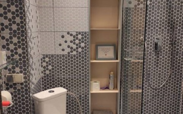 Апартаменты 3х Комнатные Крымская 19к10 с 2мя Санузлами