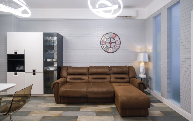 4k Uluchshennye 130m. Pervaya Liniya. 200m do Morya Apartment