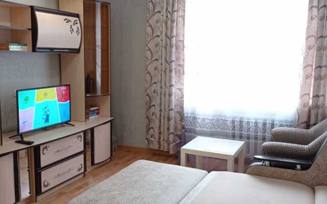 Апартаменты на Баженова 15