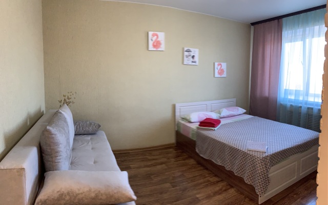Apartamenty Kvartira V Tsentre Flat
