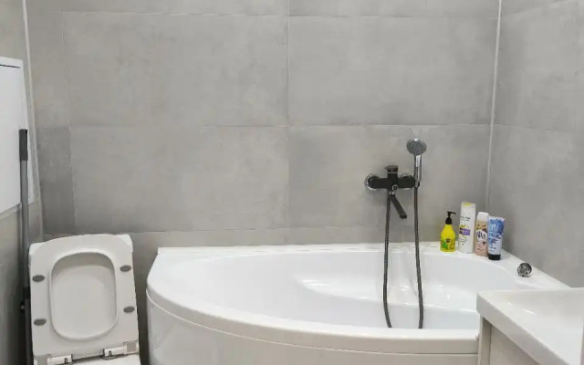 Uyutnaya na Vlasova 8 Flat