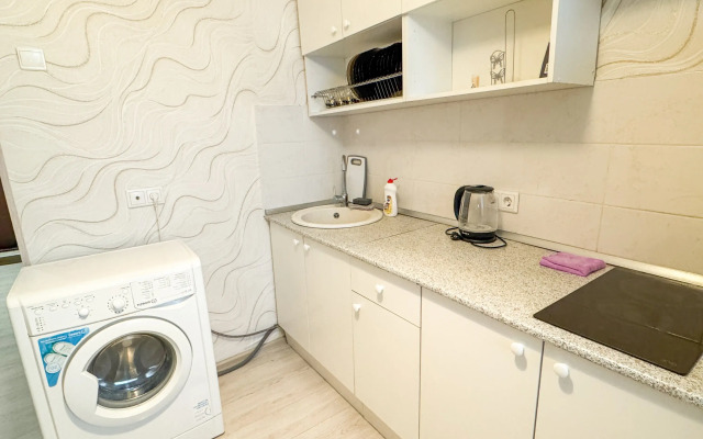 S zaseleniem 24/7 luchshiy servis posutochno 50 Flat