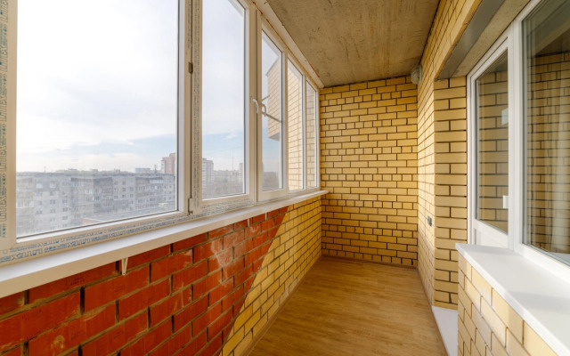 PrezentHaus 1 na Karla Marksa 171 Flat