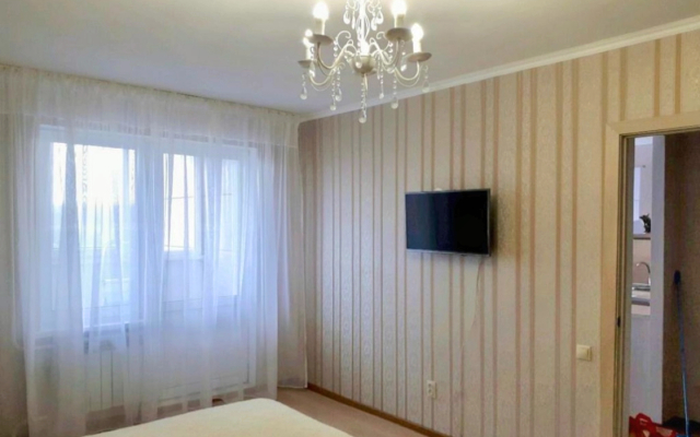 Kvartira Prostornaya Kvartirka Vozle Tsentralnogo Parka Flat