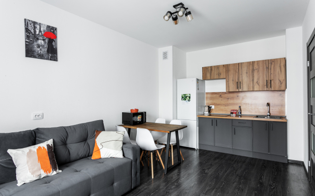 Uyutnaya Kvartira v Solnechnom Gorode Flat