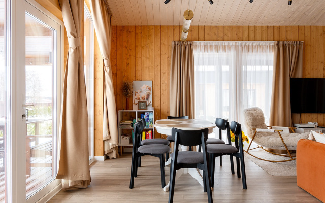 Частный дом Уютный домик вдали от шумного города