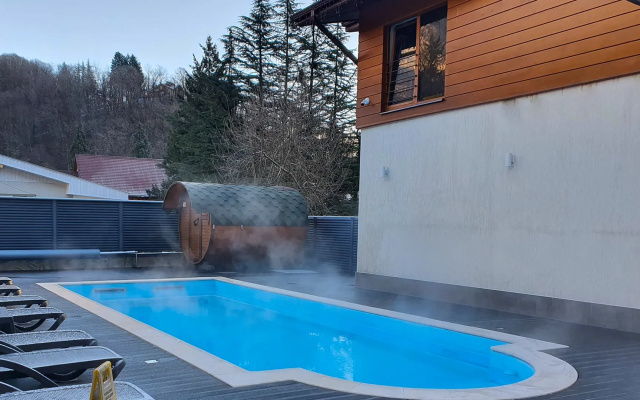 Apartamenty So spal'nej Gory Bassejn i sauna v  Centre Krasnoj Polany  Zit' v Gorah