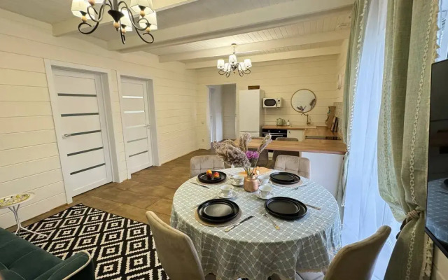 Shikarny Kottedzh V Stile Provence Private House