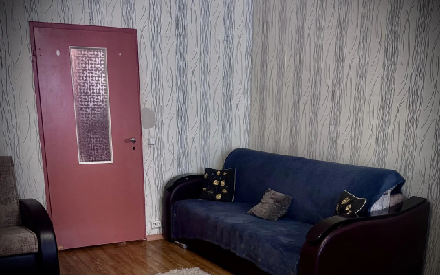 1-Komnatnaya Na Azina 27 Flat
