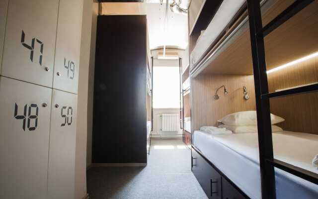 Buran Capsule Hotel