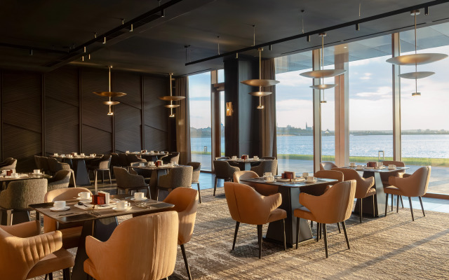 Отель Millennium Panorama