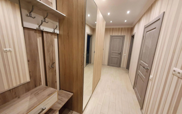 Dvukhkomnatnaya na Moskovskoy ulitse 68 Flat