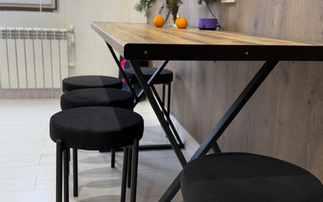 Частный дом с видом на лес и горы