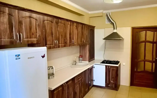 Квартира Уютная у Подножья Горы Машук