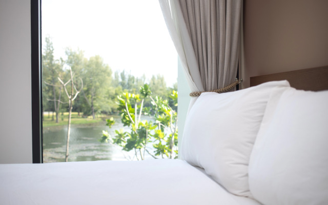 Апартаменты Три спальни с видом на море и озеро