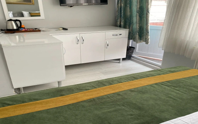 Unique Suite Hotel
