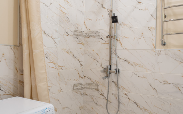 Апартаменты светлые и стильные от LetoApart