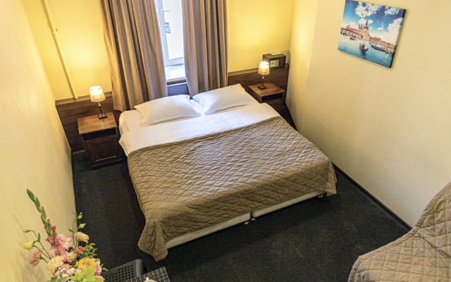 Podyezd №2 Mini-Hotel