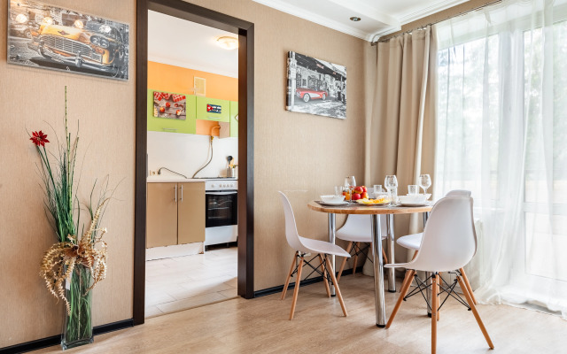 Prostornaya dvukhkomnatnaya Natali u parka Zyuzino Flat