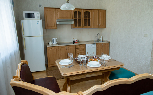 Spelaya Vishnya v Tsentre Goroda Apartment