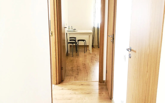 Na Ulitse Sevastyyanova 30/2 Flat