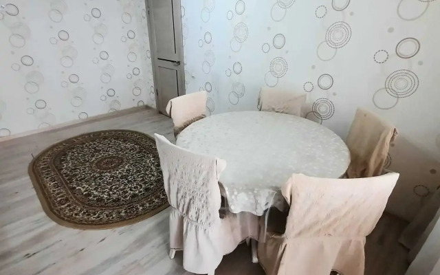 Апартаменты Ауельбекова 38