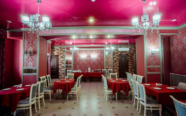 Vintazh Hotel