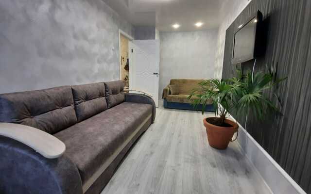 Khoroshaya 2k Kvartira V Samom Tsentre Apartments