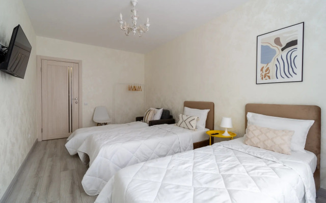Dve podushki na Valdajskoj, 2k2 Flat