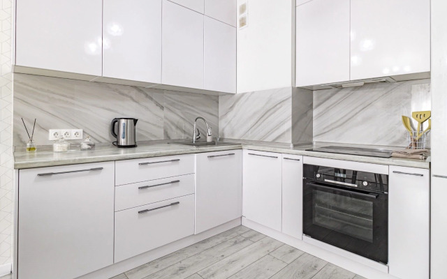 Svetlye I Uyutnye Ryadom S Dostoprimechatelnostyami Apartments
