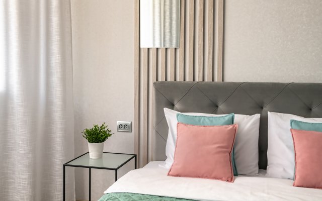 Апартаменты TopHouse на Нейбута  2А к4