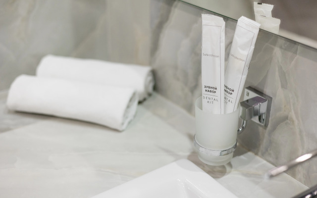 Апартаменты Mirror с отдельной спальней