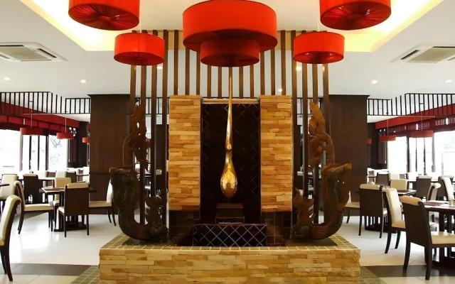 Mountain Beach Resort & Convention Center