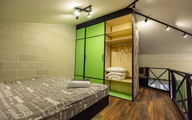 Merlin-Monro Flat with sauna