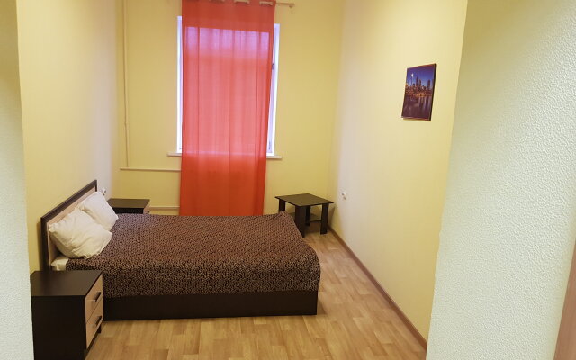 V Piter Hostel