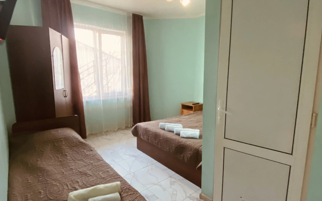Lika Guest House