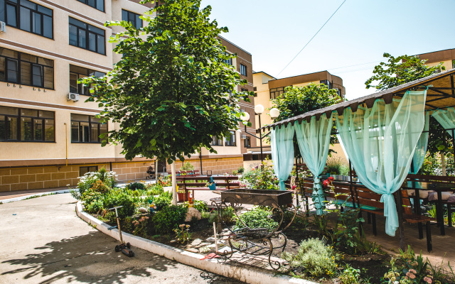 Lyubimy 3 Apartments