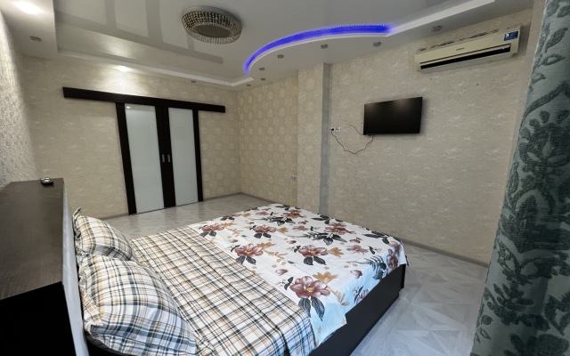 Kvartira Alexhome Rp Sverdlovskiy Mikhaila Marchenko 8 Apartments