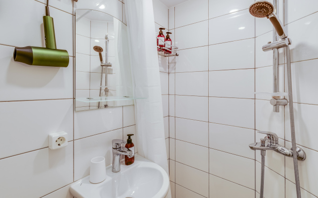 Апартаменты Лебедев Лофт на Невском 158 (1)