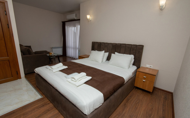 Hillside Guest house