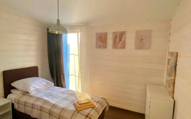 Частный дом Четырехместный Berezkino Village