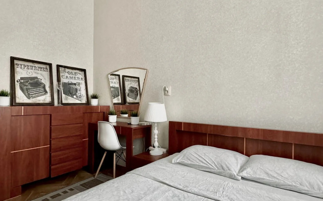 Supertsentr K.Marksa19+Balkon Flat